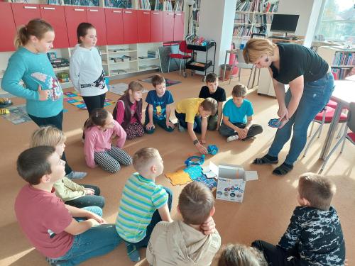Programování a příběhy robotů v Masarykově veřejné knihovně ve Vsetíně
